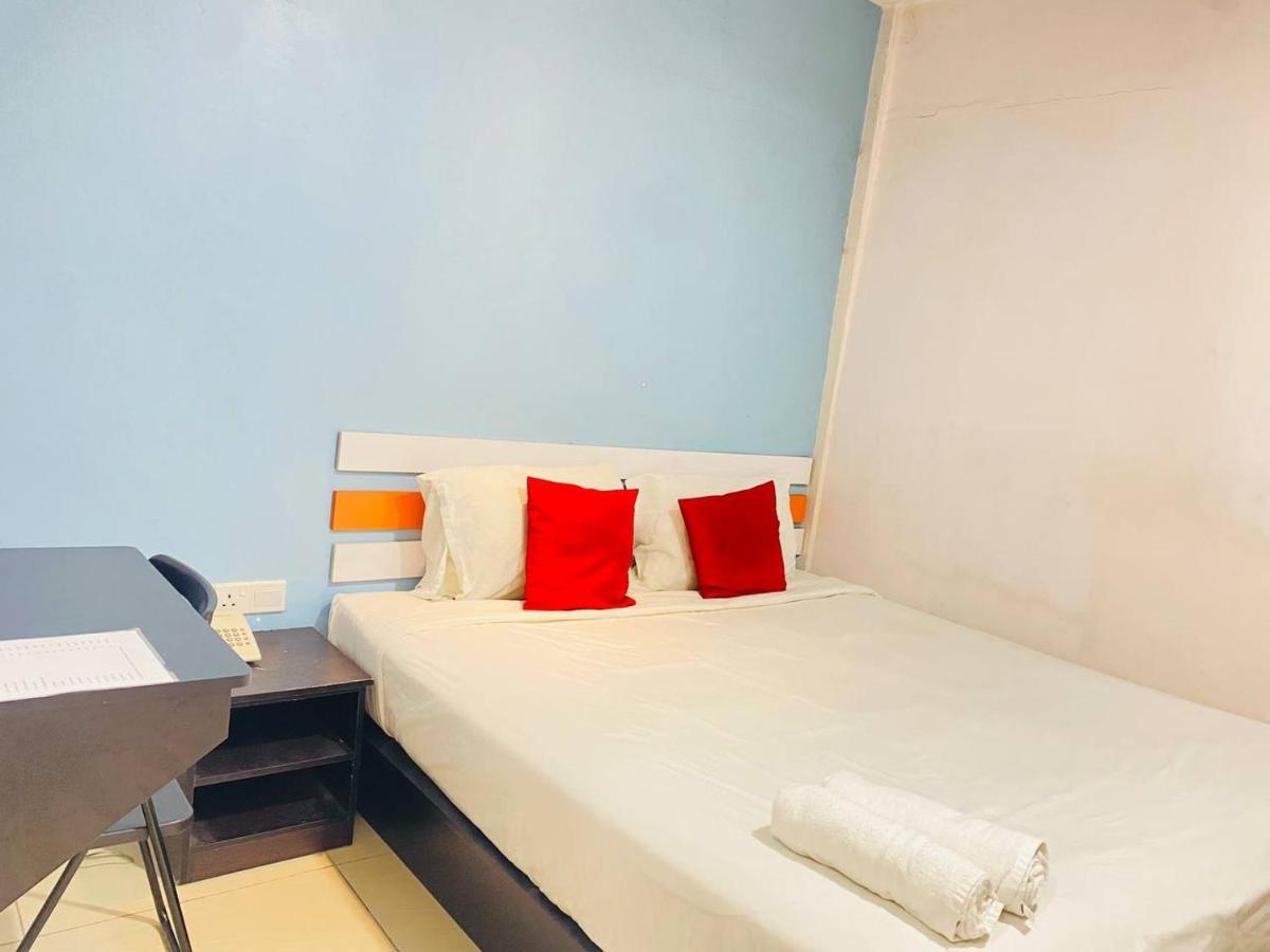 Segamat Orange Hotel Bagian luar foto