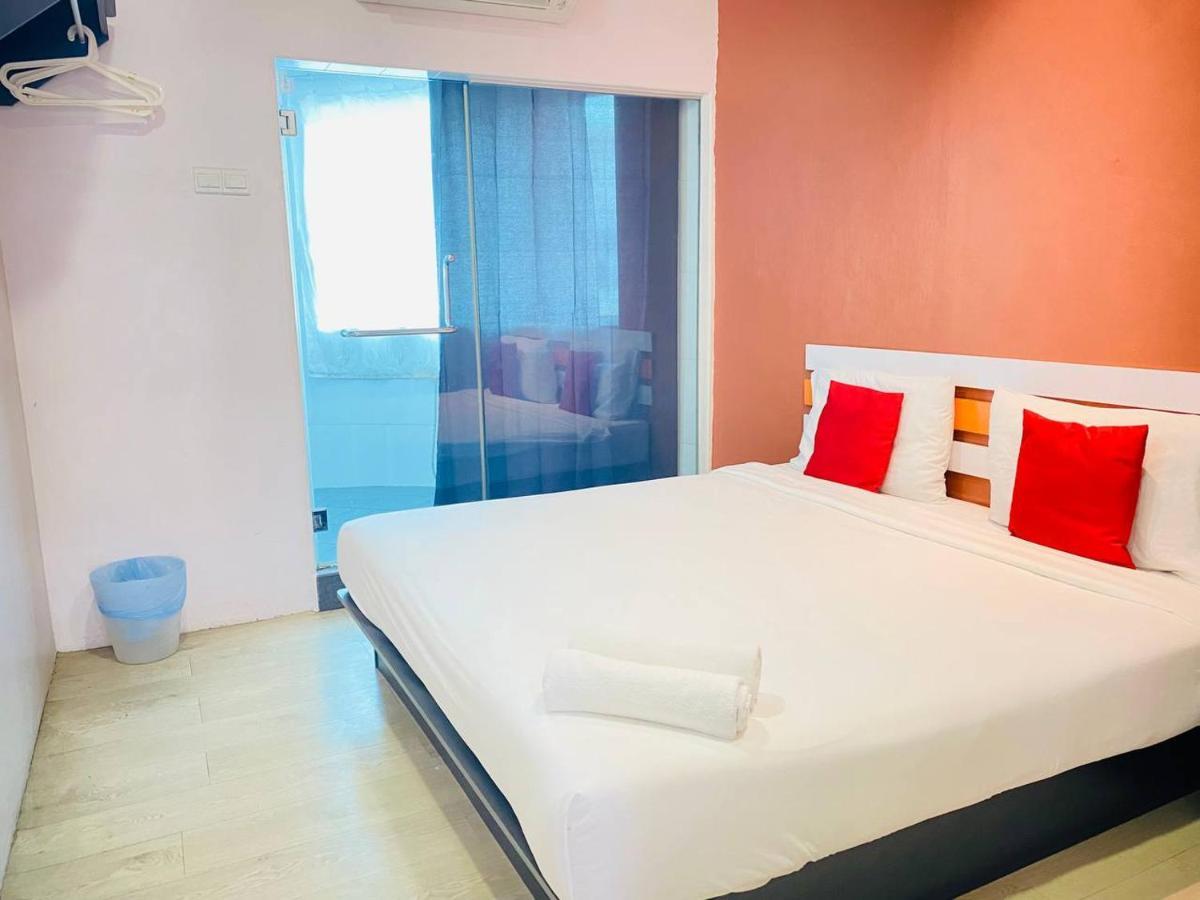 Segamat Orange Hotel Bagian luar foto