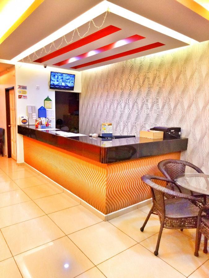 Segamat Orange Hotel Bagian luar foto
